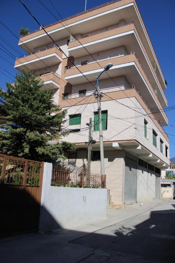 Deni'S Family Apartment In New Blvd Tirana Exterior foto